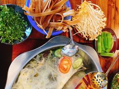 -重庆下半城老火锅(糖酒公司店)