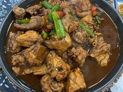 -八两八金·莱芜特色炒鸡(市南漳浦路店)