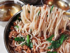 -正宗杨记普洱酸醋米线(总店)