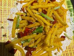 -肥肥虾庄·金牌油焖大虾(沙湖店)