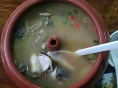 松茸鸡汤-龙姐私房菜(和顺古镇店)