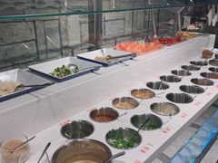 自助调料区-前门后头老北京铜锅涮肉·京味菜·烤鸭(伊藤洋华堂店)