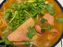 -肥汁米蘭香港米线(长宁来福士店)