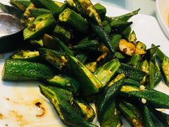 -鹊华居·地道鲁菜·海鲜·融合味(大明湖店)