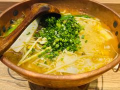 -成都你六姐·牛肉冒菜(上海环宇荟店)