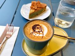 -潮一不贰·法式甜品·生日蛋糕·西式简餐(外滩店)