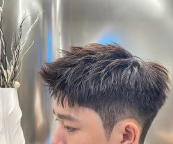-东方美妍小鹏造型