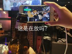 -何师烧烤·香辣蟹·川菜·30年老品牌(太古里旗舰店)