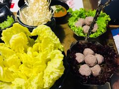 -左庭右院鲜牛肉火锅(金山万达店)