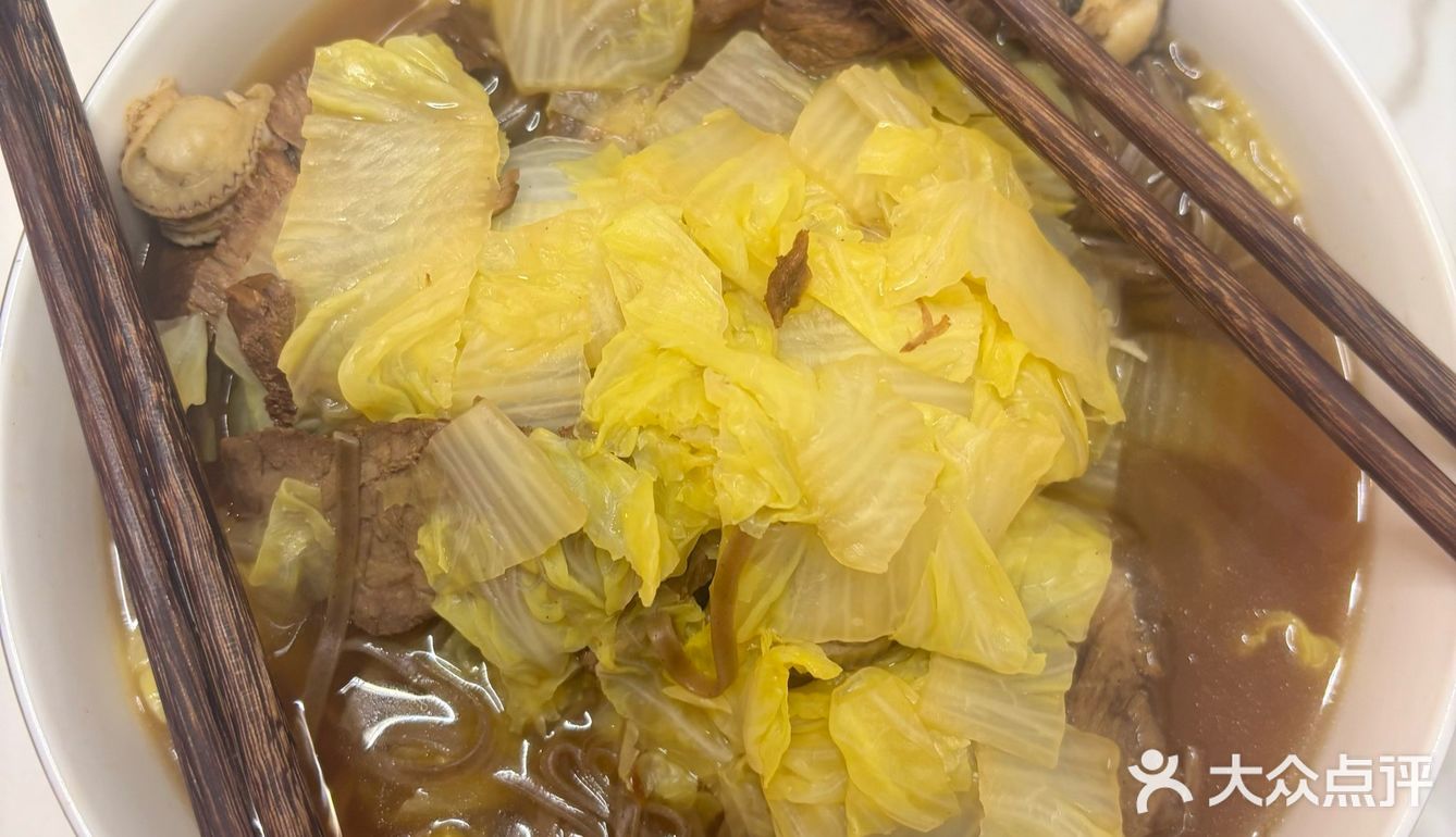 夜宵来一个，满足感爆棚！夹饼不仅是街头小吃的代表