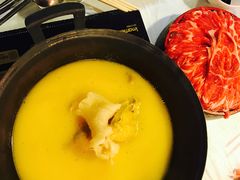 -鲜入围煮花胶鸡海鲜火锅