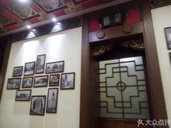 -梅龙镇酒家(南京西路总店)
