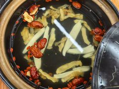 -大眼强五杯鹅·桑拿鸡煲