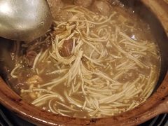 -胡须佬鸡煲四季火锅店(石厦西村直营店)