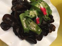 -鱼翅楼·津派砂锅鱼翅(水上公园店)