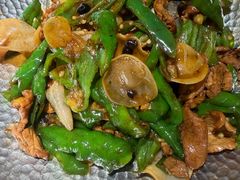 -小菜园新徽菜(镇江丹阳吾悦店)