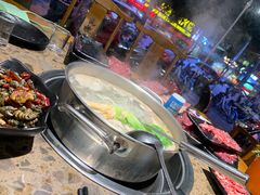 -悦牧·酸汤牛肉火锅(沃尔玛店)
