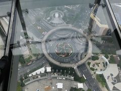 -东方明珠259米全透明悬空观光廊