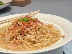 -吴越荣记苏州菜·松鼠桂鱼 100% 活鱼现做(月光码头店)