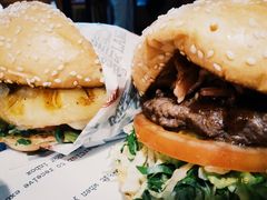 -The Habit Burger Grill 哈比特汉堡(复兴soho店)