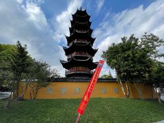 -龙华寺