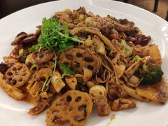 -拿渡·水煮鱼麻辣香锅(王府井奥莱·香江小镇店)