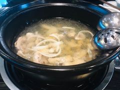 -东椰·海南椰子鸡火锅(朝阳门店)