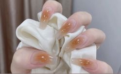 -兔猫ToMoreNails美甲美睫
