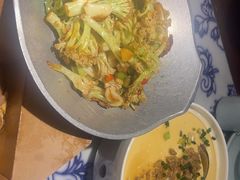 -卢大鲜鱼头捞饭(美利广场店)