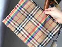 -BURBERRY(长沙IFS国金中心店)