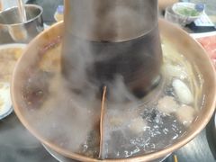 -楼外楼大刀肉传统火锅居(幸福街店)