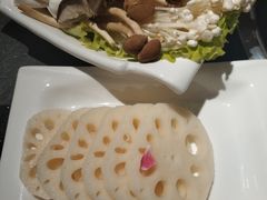 -大匠工房古船木艺术餐厅·猪肚鸡专门店(长白仙岛店)