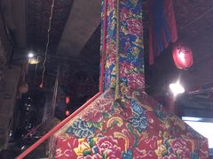 -鱼窝棚柴火铁锅炖(富山屯店)