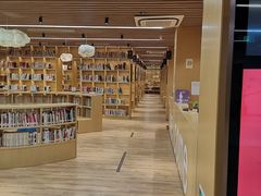 -漕河泾街道图书馆(漕河泾社区文化活动中心店)