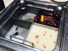 -海底捞火锅(武胜路凯德广场店)