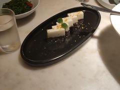 -弄堂里(西溪龙湖天街店)