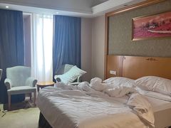 -维也纳酒店(桂林万福广场店)