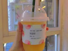 橙花荔枝茶-有猫主题·治愈系猫咖(曾厝垵店)