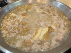 -老来福·非遗酸汤兔(凯旋路店)