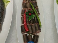-海派美食·家宴海鲜青岛菜·石锅鲽鱼头(东方城店)