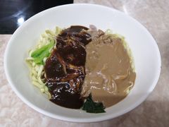 -华威达牛庄(黄埔大道西店)