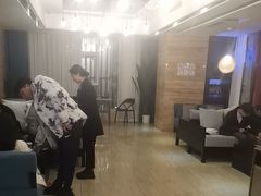 -金色印象·4K影院式足体养生(南方花园店)