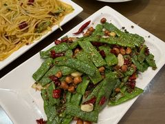 -鲁南仔·滕州炒鸡(经三路店)