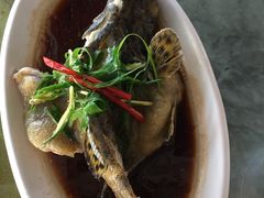 -四川小胡子海鲜(丁村万人海鲜广场店)