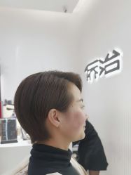 -侨治发型