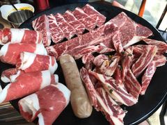 -韩聚屋韩国烤肉餐厅(新北万达店)