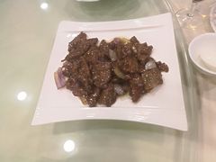 -梅龙镇酒家(南京西路总店)