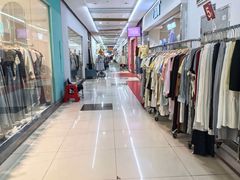 -汉口北国际商品交易中心品牌服装城