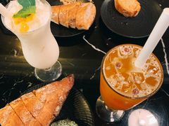 松露鱼籽法棍-Let's Taipei 非常烘焙(太古里店)