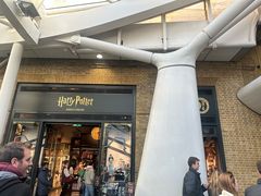 -九又四分之三站台